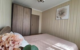 Двухкомнатная в центре Троещины